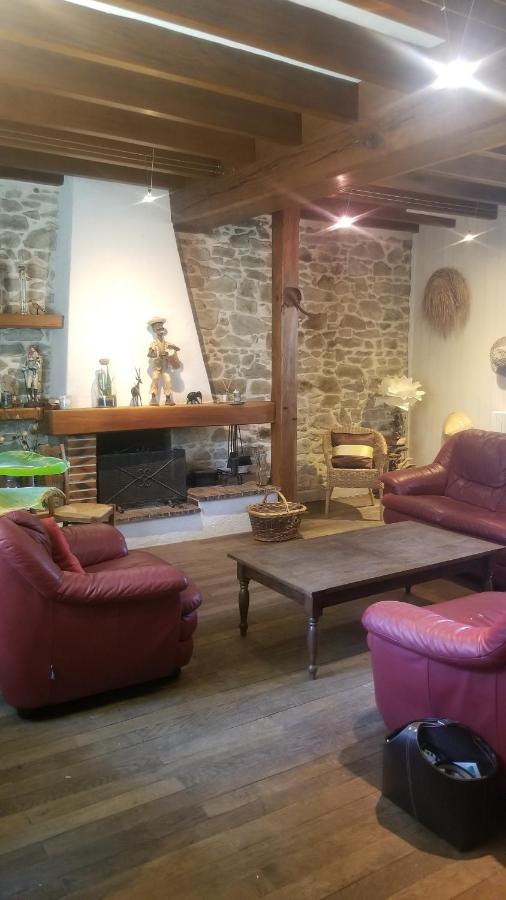 Chambres Et Gite Dans Un Lieu Calme Et Champetre Gourge Les Grippeaux Proche Parthenay Eksteriør bilde